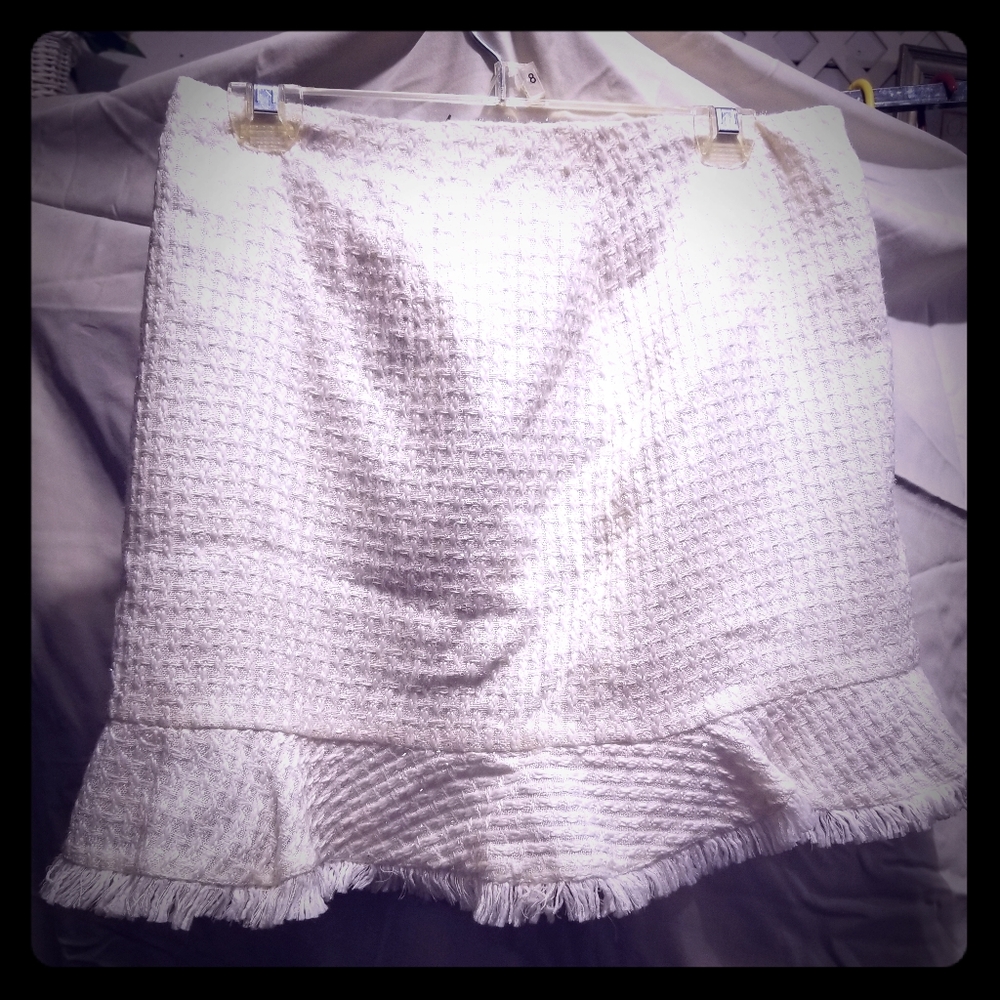 NWT Womens white sequin skirt sz.8